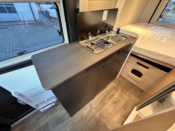 Sunlight Cliff X 600 Dieselhzg. LED SOLAR Safety+ACC NAVI