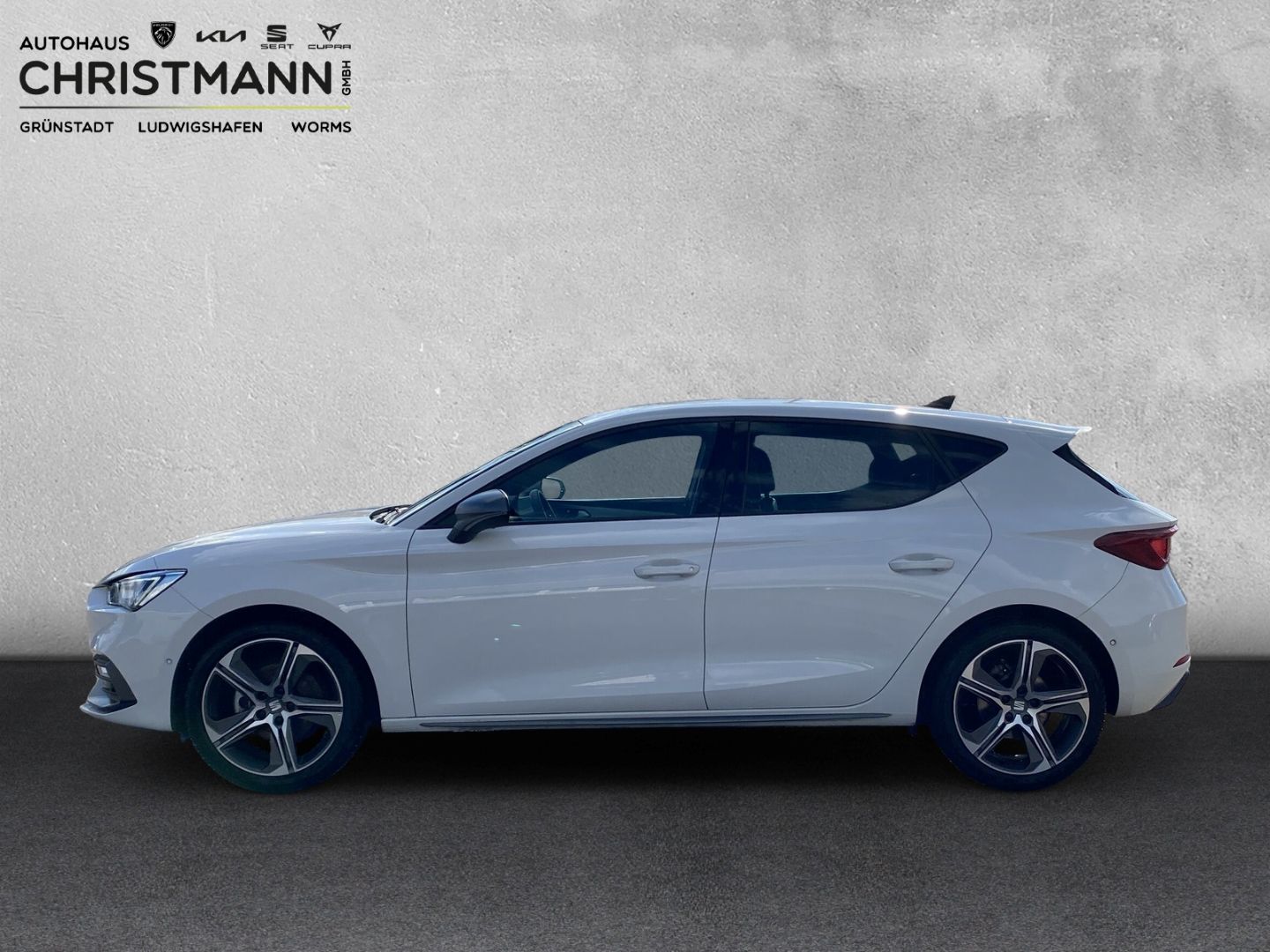 Fahrzeugabbildung SEAT Leon FR Plus 1.5 TSI*NAVI*SHZ*PDC*Full-Link*