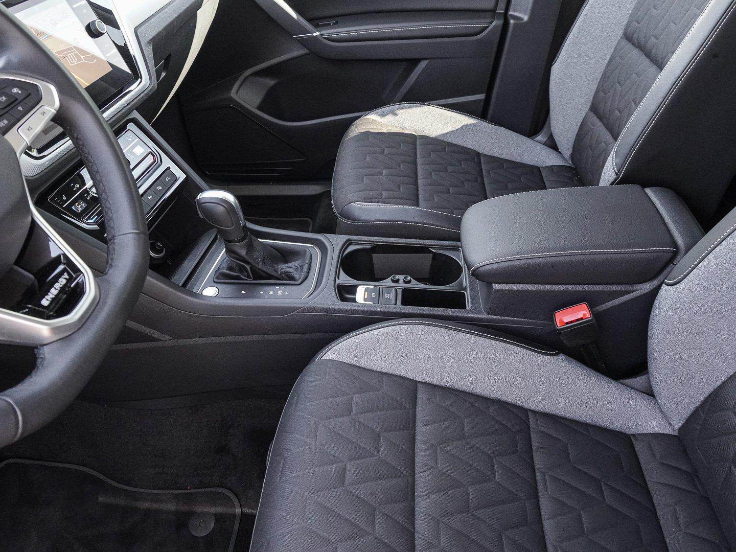 Volkswagen Touran 2.0 TDI DSG Energy 7 SITZE MATRIX AHK NAV
