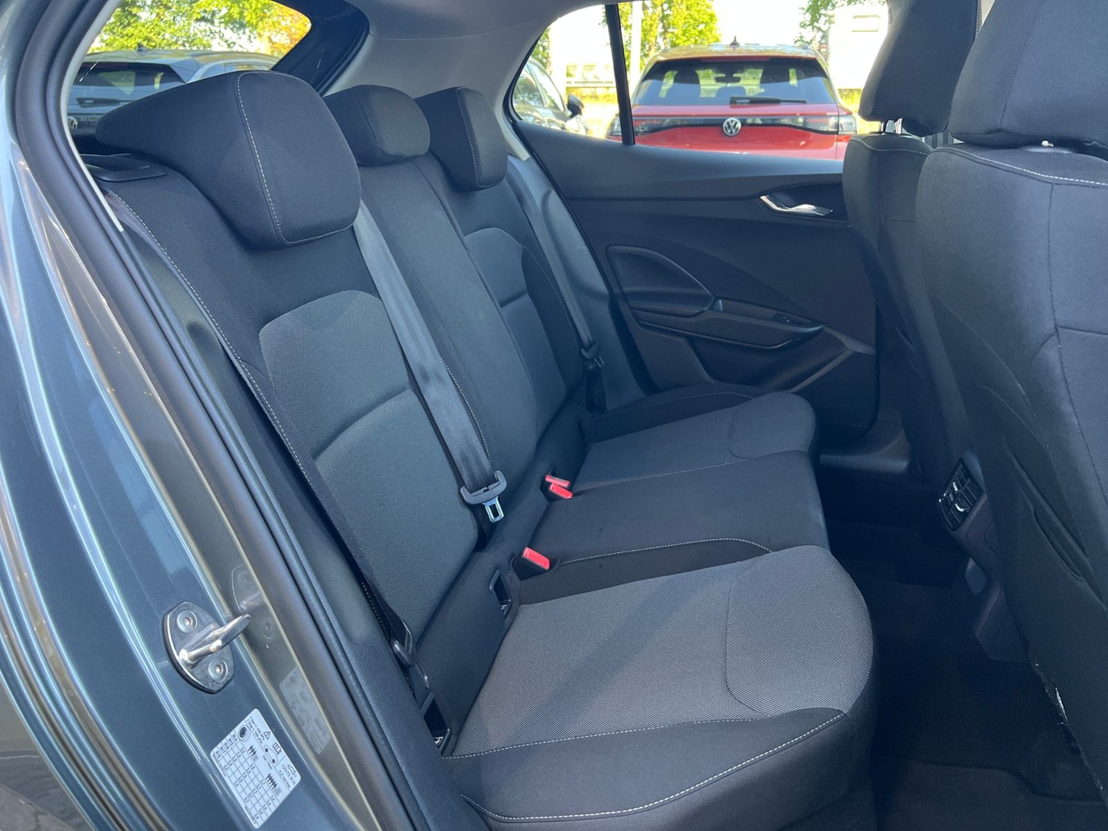 Fahrzeugabbildung SKODA Fabia Selection Tour 1.0 TSI *Vorb.AHK,LED,Kamer