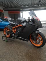 KTM RC8 R - KTM RC8R