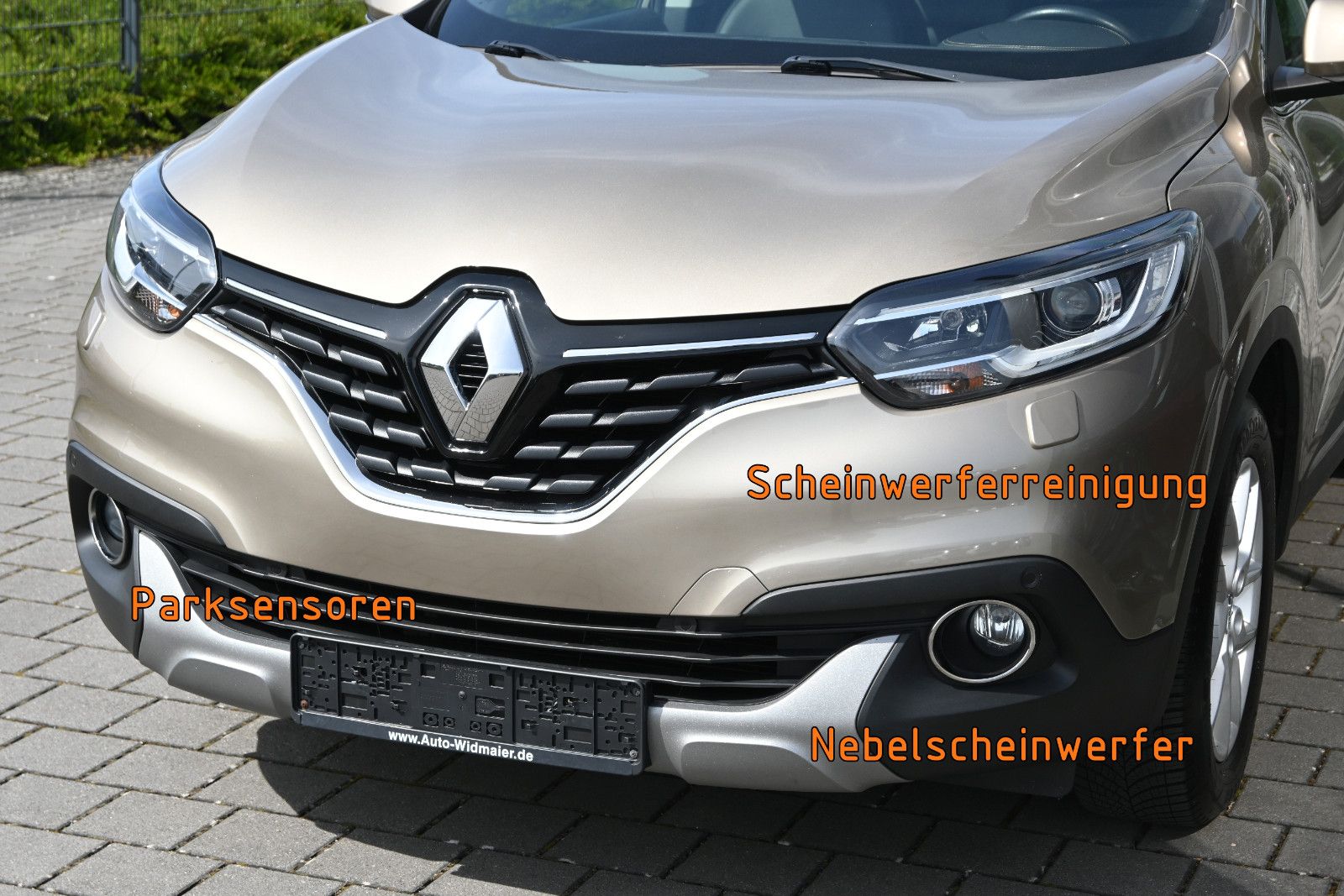 Fahrzeugabbildung Renault Kadjar ENERGY 1,2 TCe 130 XMOD °AHK°NAVI°KEYLESS
