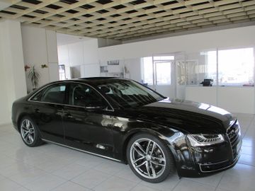 Audi A8 - 3