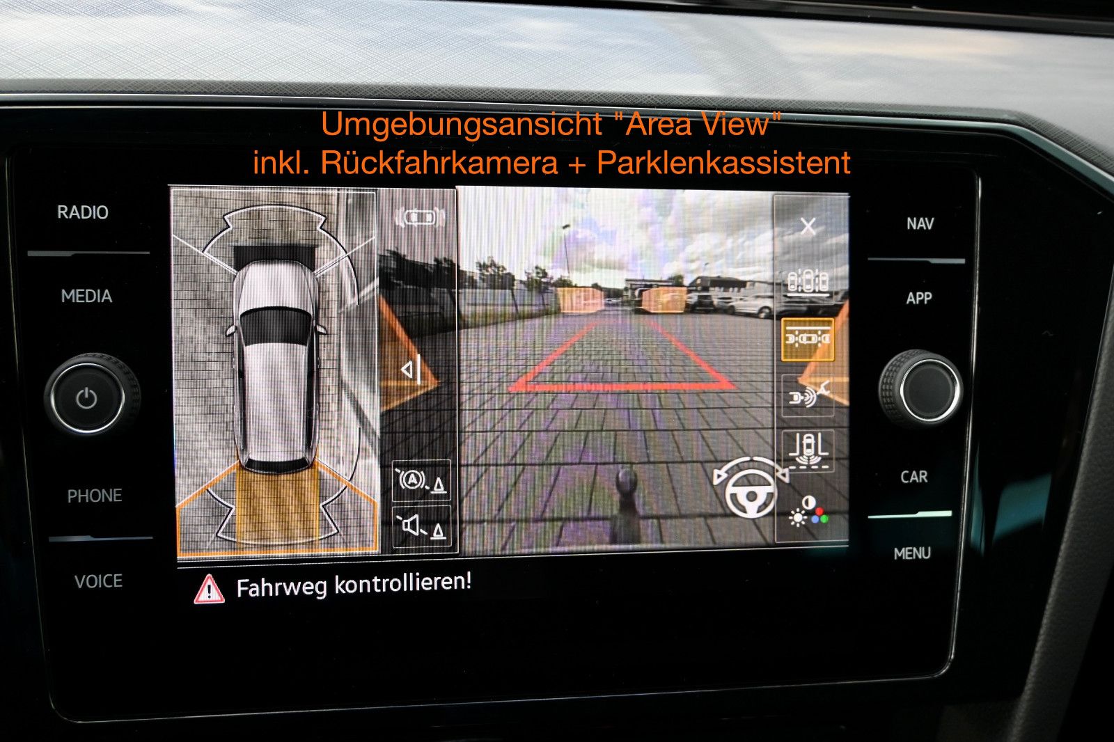 Fahrzeugabbildung Volkswagen Passat Variant 1.4 TSI DSG GTE °ACC°AHK°IQ°360°