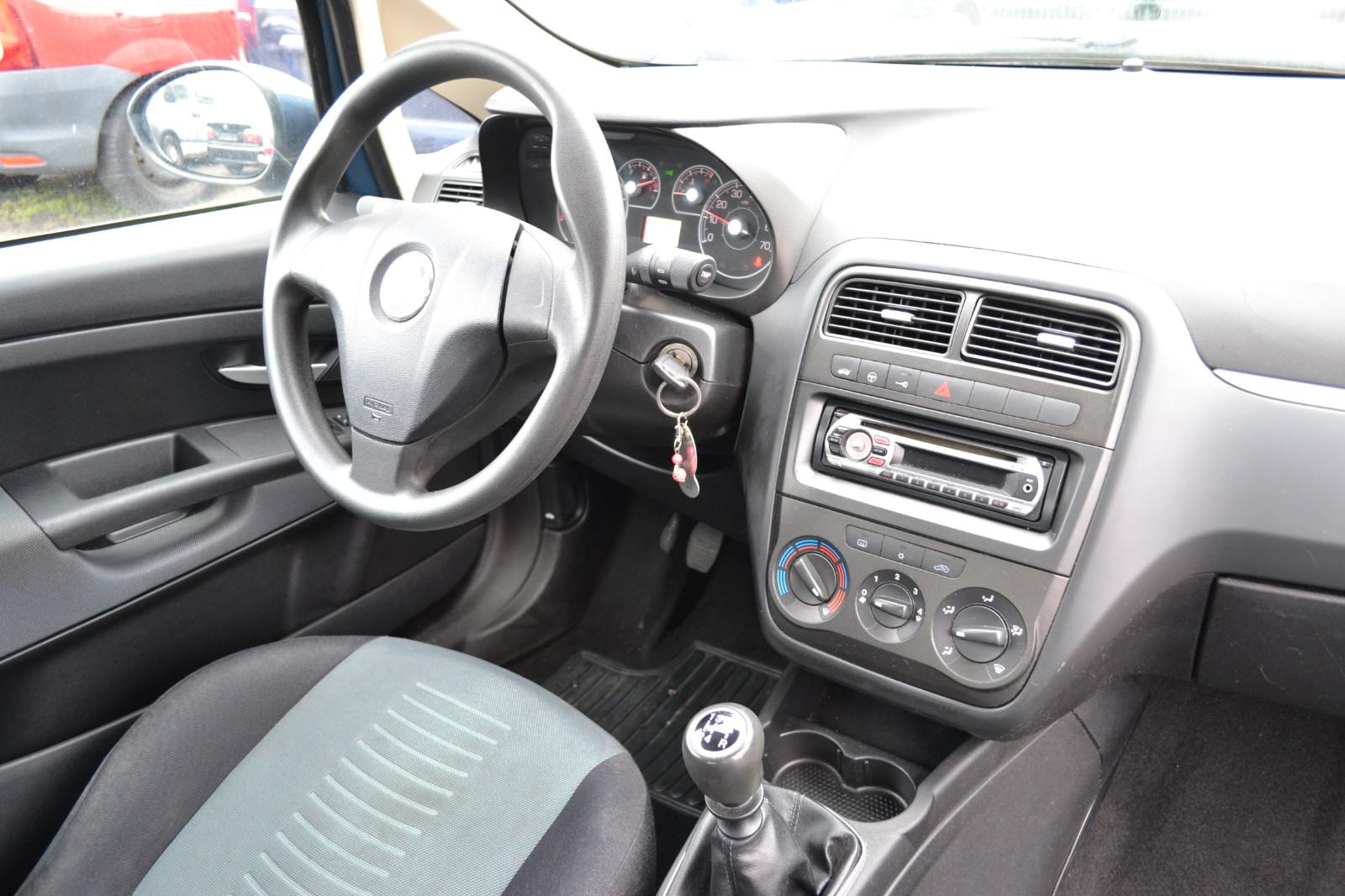 Fiat Grande Punto 1.4 8V Dynamic~Klima~8x Bereift