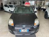 Ford Fiesta 1.2 16V 5p. Ghia - Nessun vincolo - - Ford Fiesta Ghia mit Benzin-Antrieb
