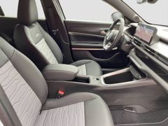 JEEP AVENGER Overland Allrad/4xe/el.Heckklappte/Navi/