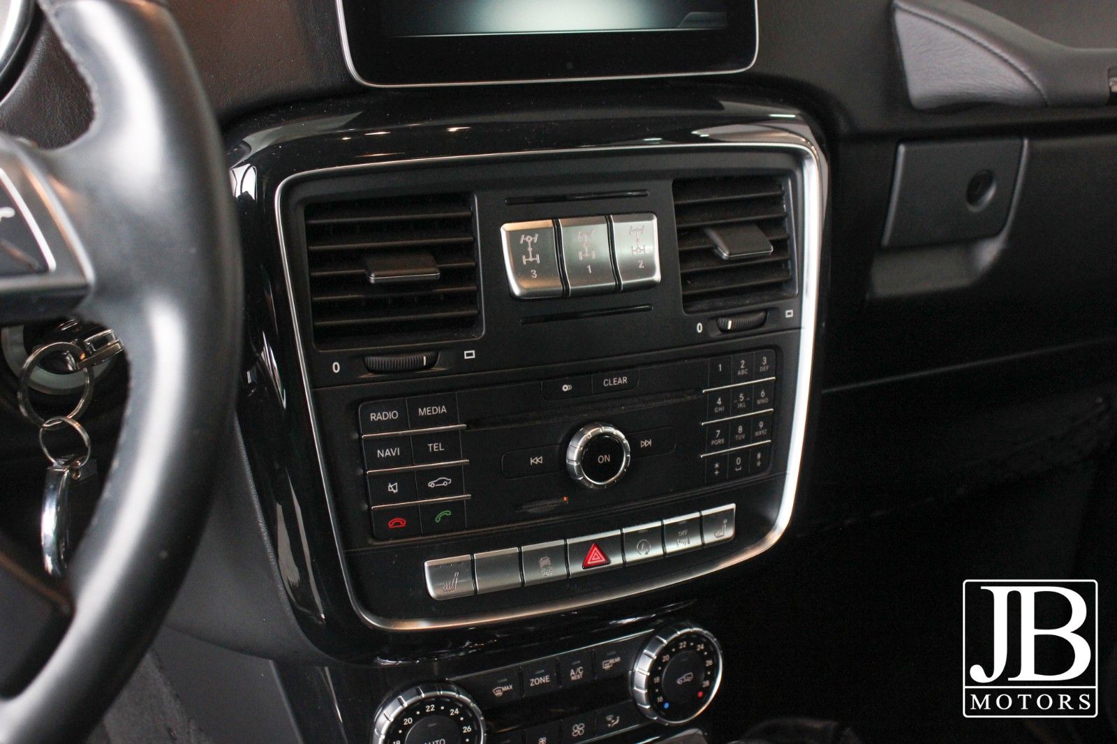 Fahrzeugabbildung Mercedes-Benz G 500 Metallic Command 2. Hand