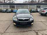 Skoda Octavia 1.2 TSI DSG Family77KW,1.Hand,TÜV06/2025 - Skoda Octavia mit Benzin-Antrieb: Limousine, 1.2