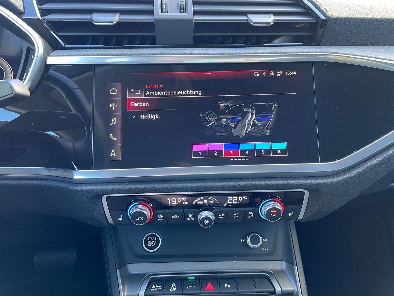 Audi Q3 45 TFSI e S-line Matrix Business TopView foto 21
