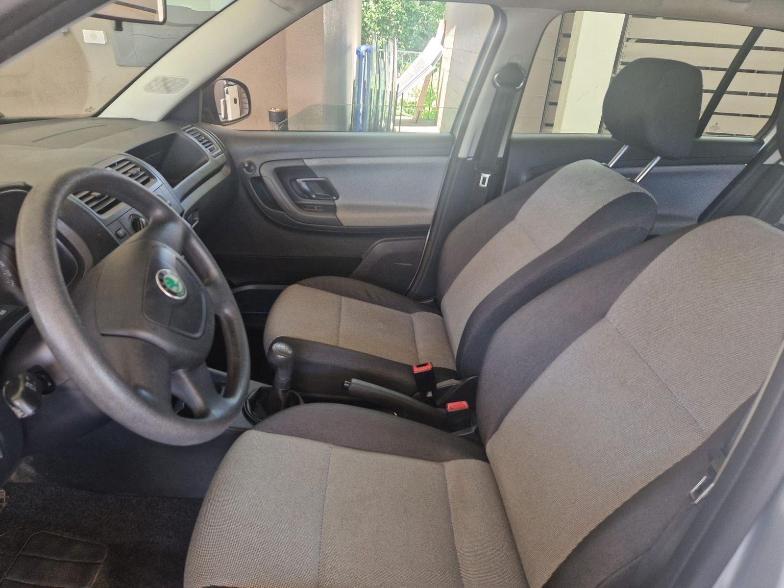 Skoda Fabia 2012 — photo 8