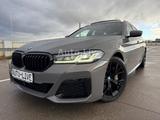 BMW 530 d Tou*x Drive*M PAKET*SAG*PANO*LASER*VIR*H&K - BMW 530: X Drive