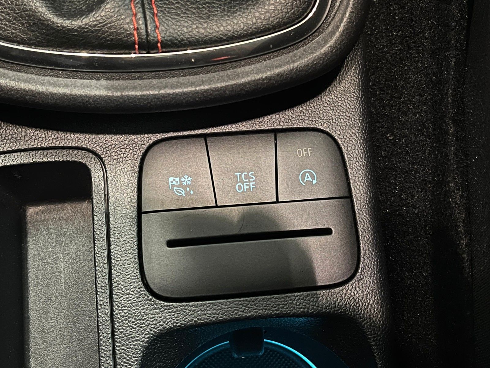 Fahrzeugabbildung Ford Puma MHEV ST-Line LED NAVI WinterPaket CAM