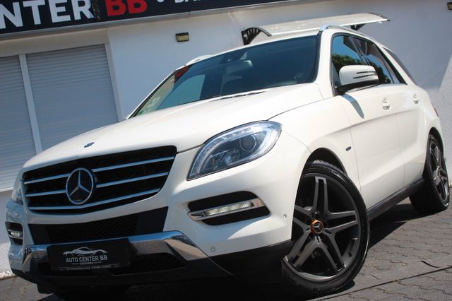 Mercedes-Benz ML 350 CDI 4M *COMAND*ILS*LEDER*MEMORY*21"AMG