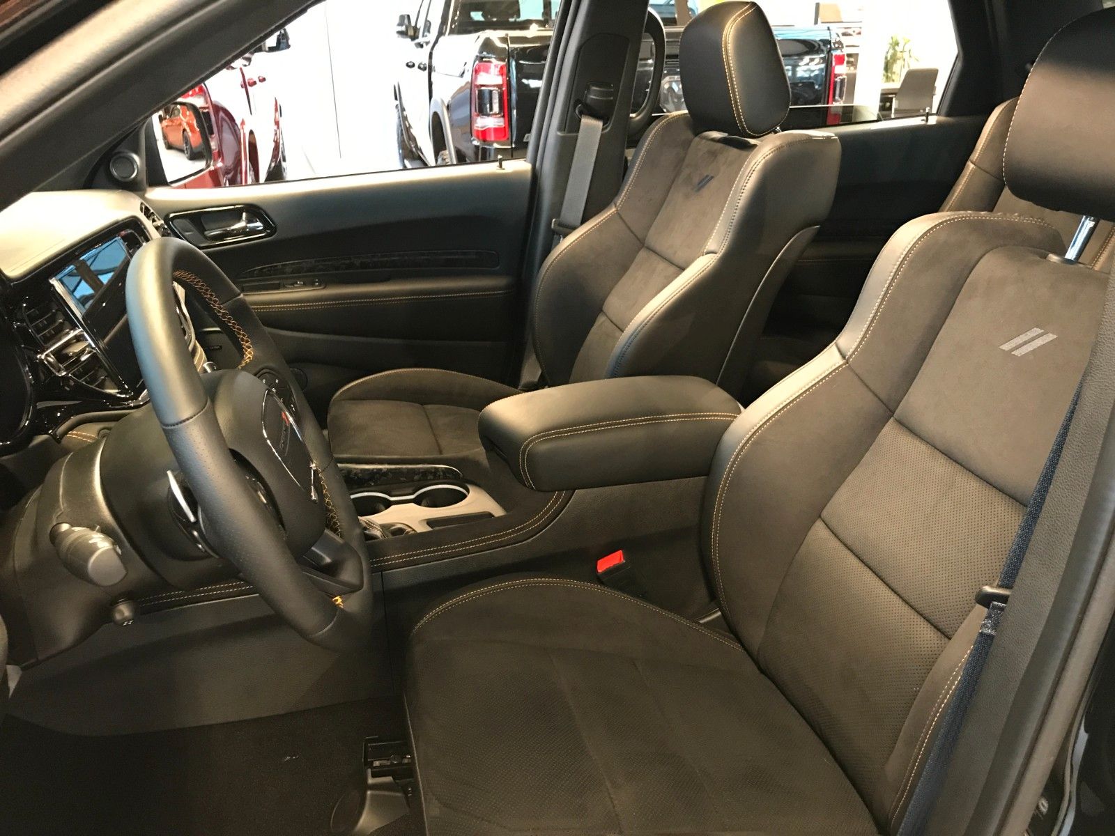 Fahrzeugabbildung Dodge Durango R/T  *7-SITZER*LPG*AHK*Hemi-Orange*
