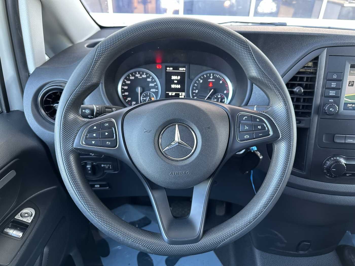 Fahrzeugabbildung Mercedes-Benz Vito 116 CDI Mixto 9G Klima Kamera SHZ Audio40