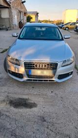 Audi A4 B8 2,0 tdi - Audi A4 aus 2010 mit Diesel-Antrieb: Limousine