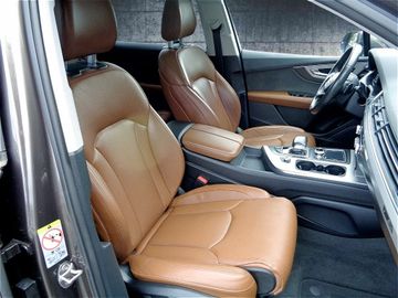 Audi Q7 - 8