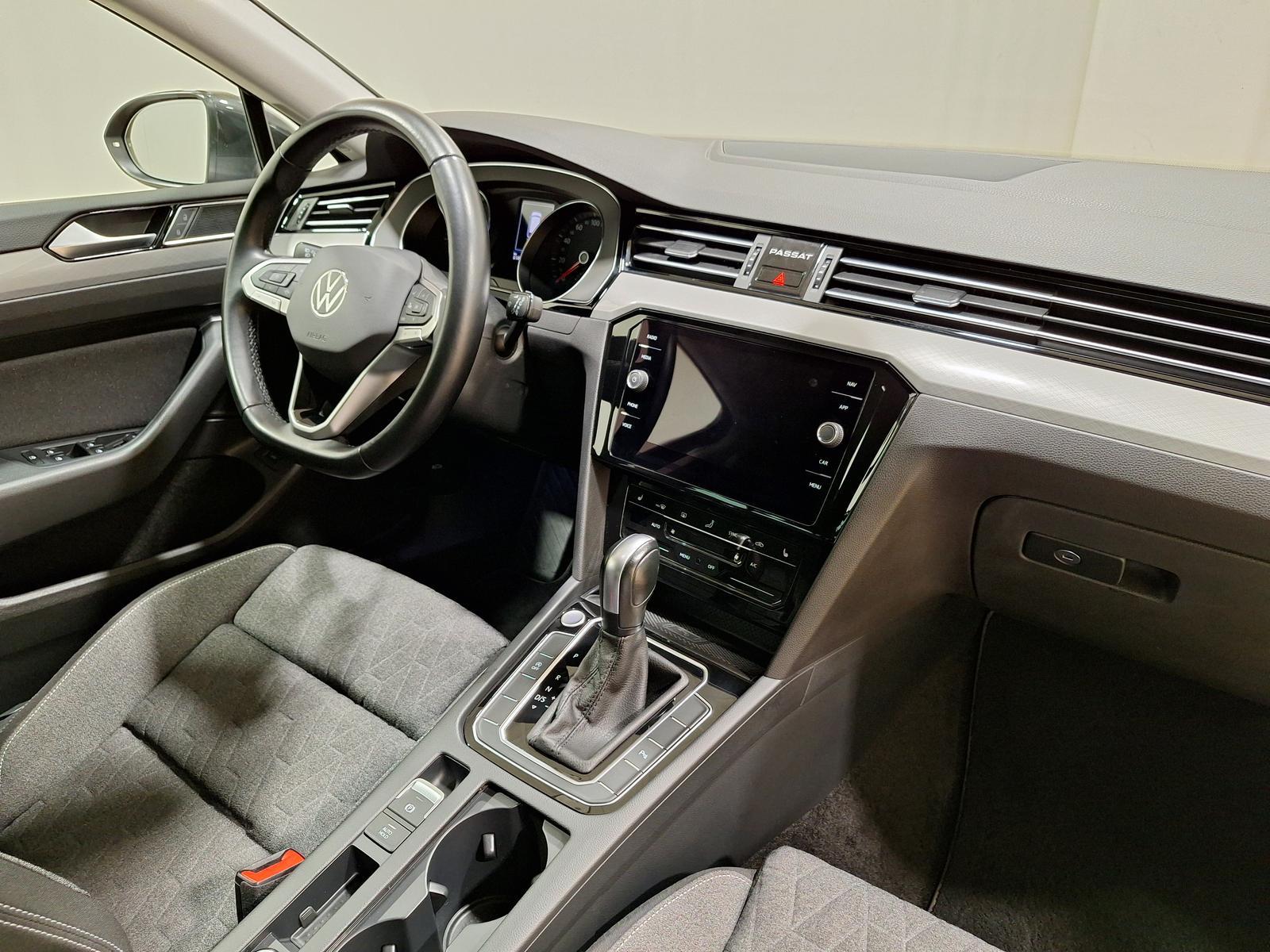 Volkswagen Passat 1.5 TSI DSG Business ACC Navi LED, миниатюра 11