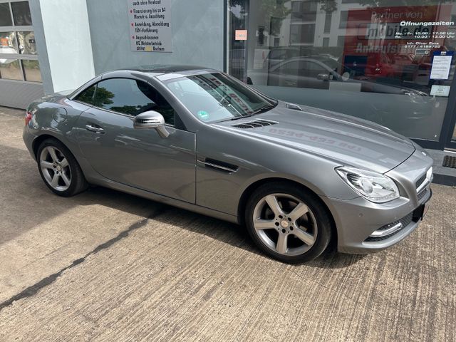 Fahrzeugabbildung Mercedes-Benz SLK 200 Roadster Autom.+Navi+Leder+Panorama+BT+