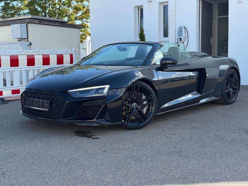 Audi R8 Spyder 52 FSI quattro performanceEXCLUSIVE 2022