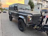 Land Rover Defender 110 Td4 Station Wagon Winterdinst - gebrauchte Land Rover Defender aus dem Jahr 2010