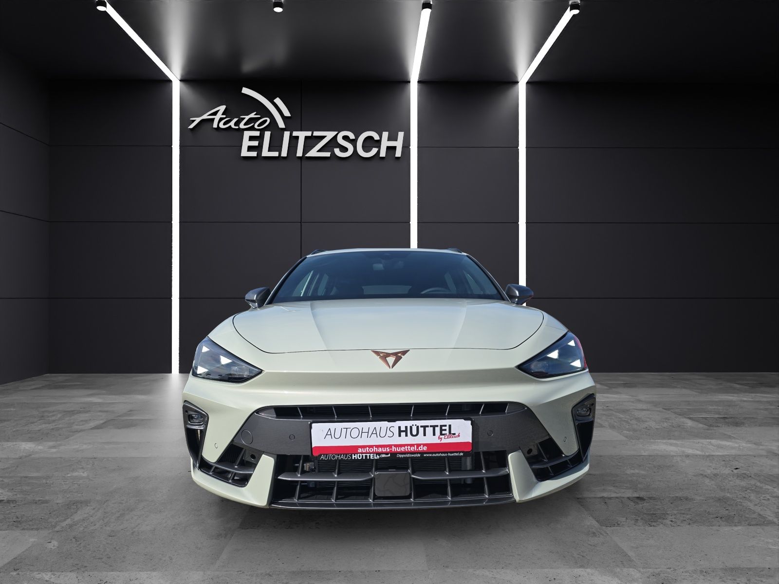 Fahrzeugabbildung CUPRA Leon Sportstourer 2.0 TSI  4Drive VZ DSG AHZ KAM