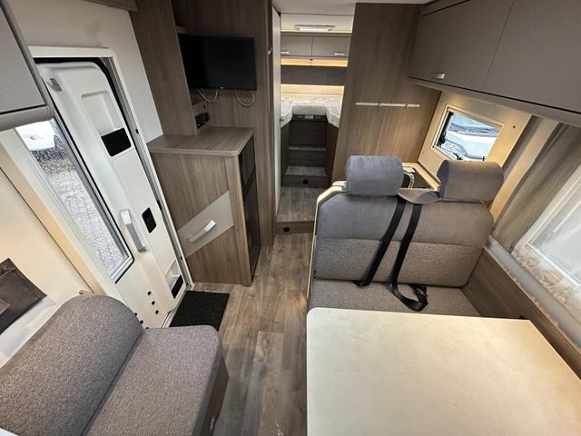 Carado Edition26 T Ford 447 ACC8-AutomSolarTV-Pkt 