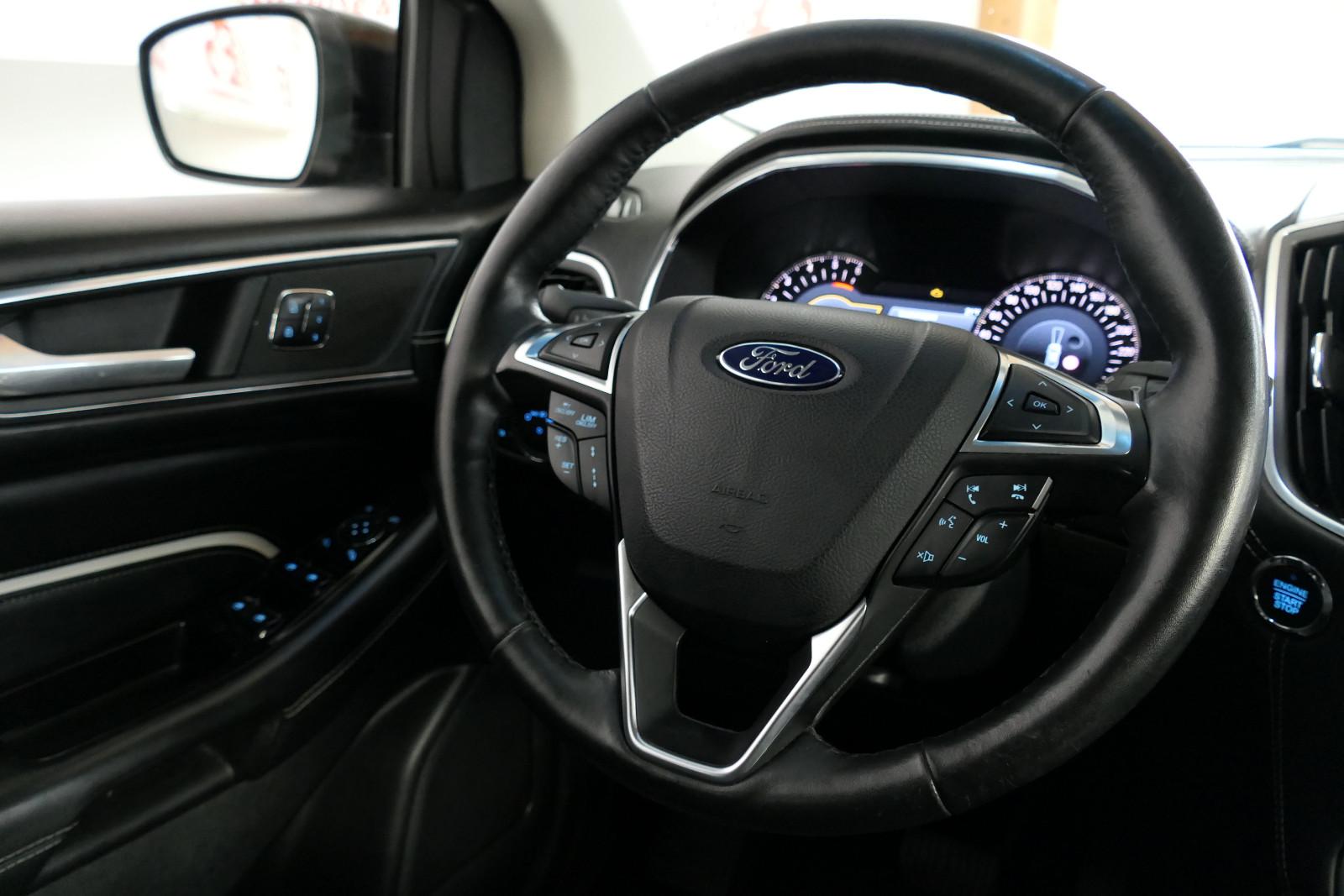 Ford Edge Vignale 4x4*Standhzg.*Sitzlüftg*ACC*Sony*