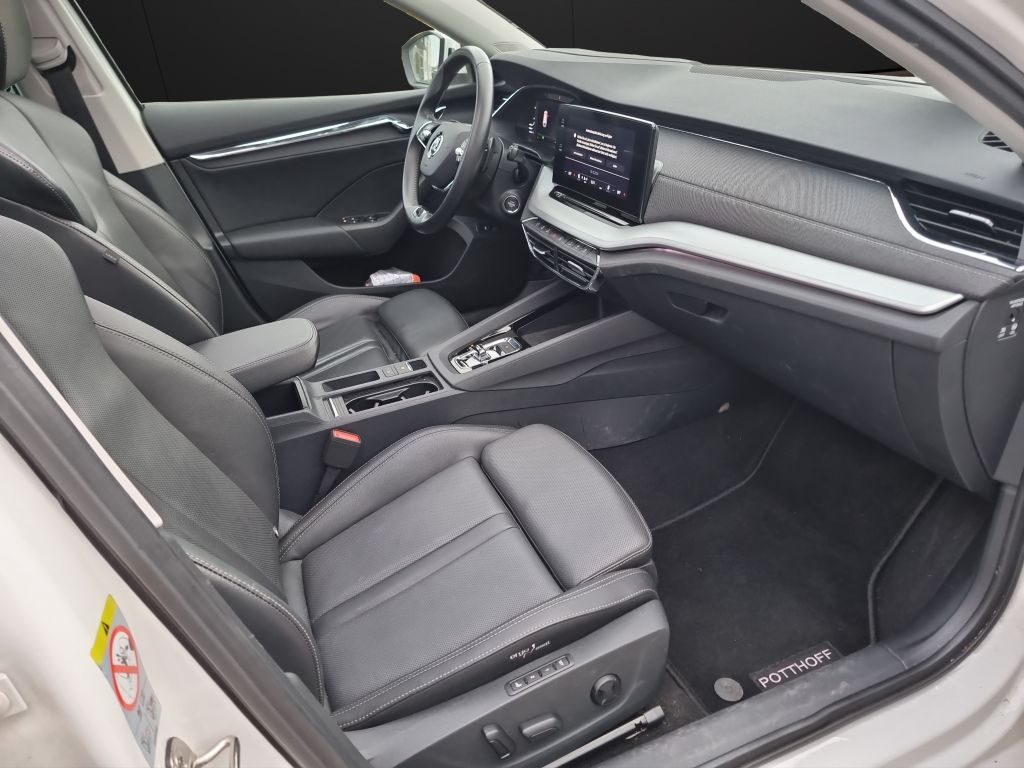 Skoda Octavia 2.0 TDI Style VOLL ! foto 13
