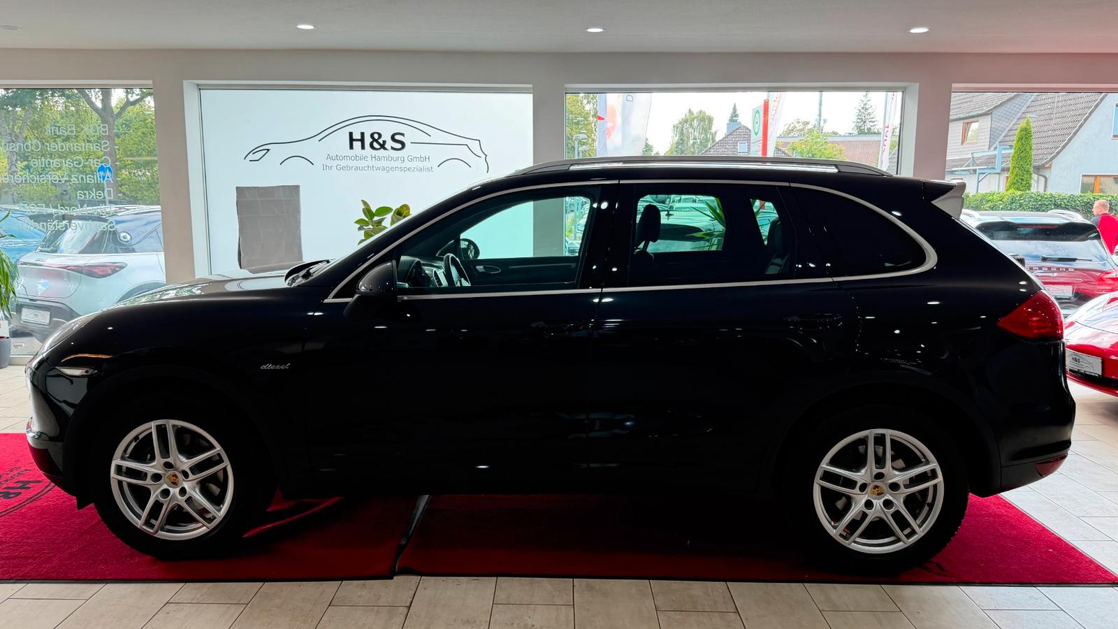 PORSCHE CAYENNE PLATINIUM EDITION 3.0 V6 245ch 4X4 BVA Toit ouvrant Sièges chauffants cuir Historique présent - 1ERE MAIN