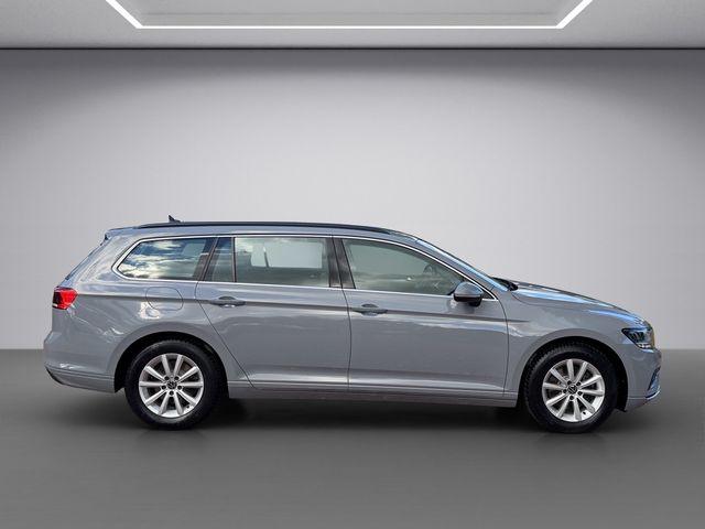 Passat Variant 2.0 TDI Business DSG FACEL. LED