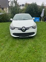 Renault Clio Start 1.2 16V 75 Start - Renault Clio: 16s