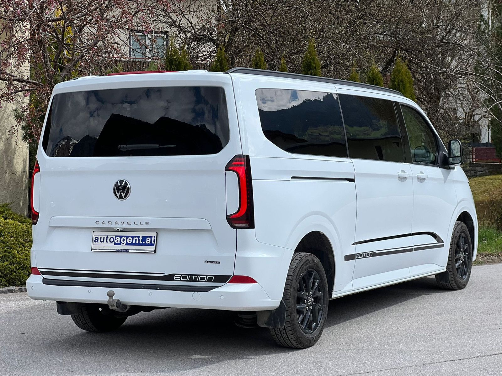 Volkswagen T7 Caravelle TDI 4motion Edition Lang LR ACC STH imagem 2