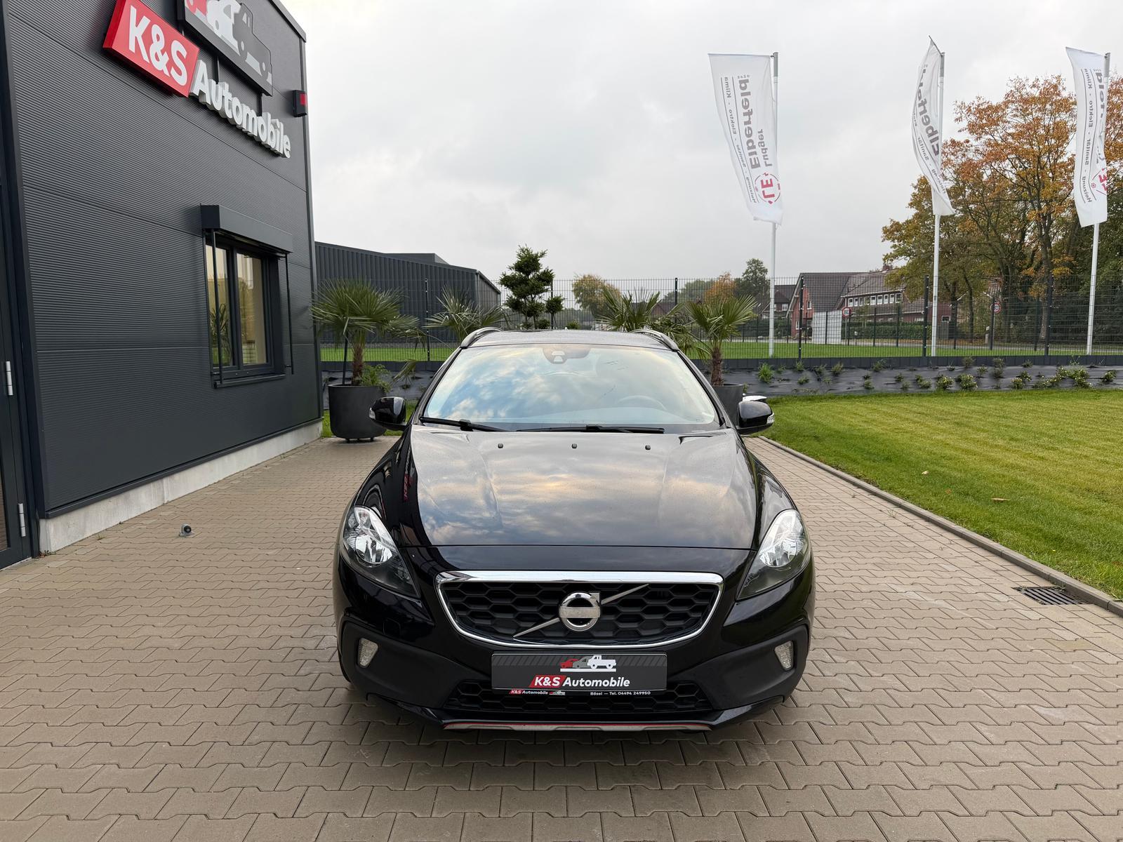 Volvo V40 Cross Country Kinetic*AUTOM*PANO*PDC*