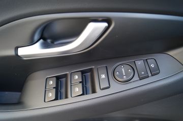 Hyundai i30 1.5 T-GDI MH. N Line DCT-NAVI-LED-KAMERA-PDC