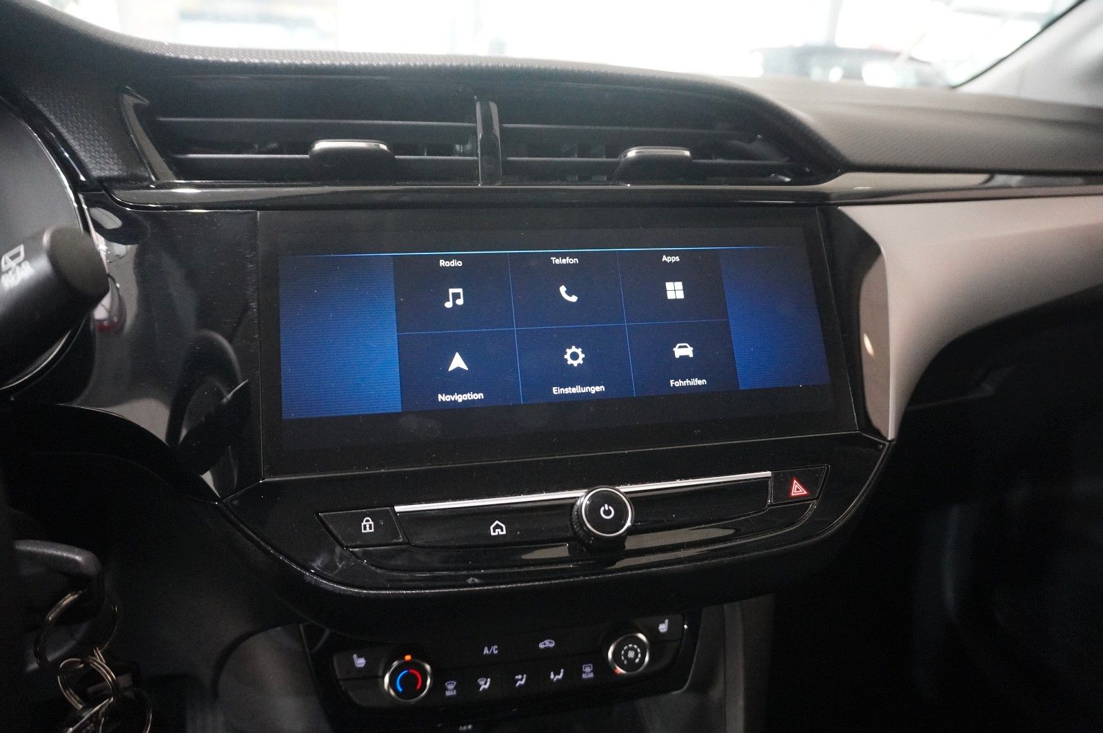 Fahrzeugabbildung Opel Corsa F 1.2 FACELIFT NAVI/LED/KAMERA/VIRTU./DAB+