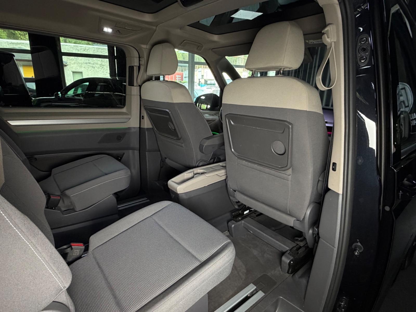 Volkswagen T7 Multivan 1 HAND ERSTBESITZER WERKSFAHRZEUG