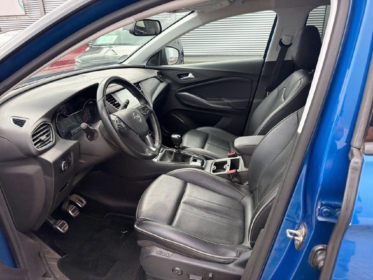 Fahrzeugabbildung Opel Grandland Dynamic