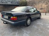 Mercedes-Benz Mercedes 200d. Keine Rost  Deutsche Daimler - gebrauchte Mercedes-Benz 200 aus dem Jahr 1990