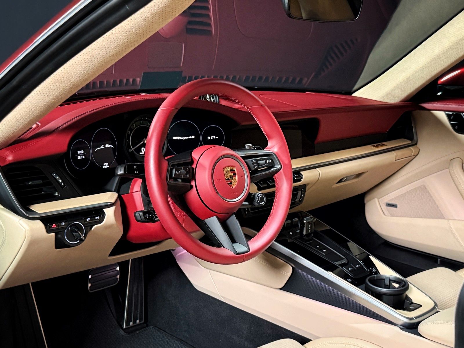 Fahrzeugabbildung Porsche 911 Targa 4 S Heritage + Lift + Approved + PCCB