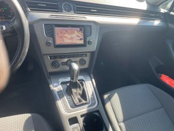 Volkswagen Passat Variant - 8