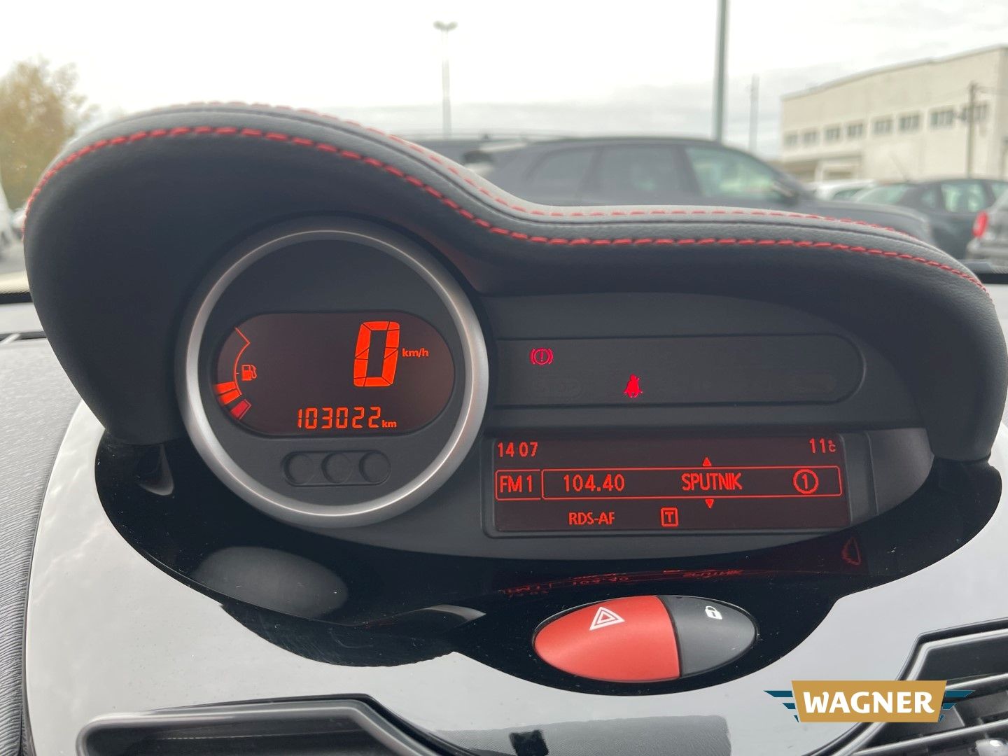 Fahrzeugabbildung Renault Twingo Dynamique Tempomat Klimaanlage