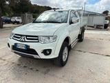 Mitsubishi L200 2.5 DI-D 178CV Club Cab - gebrauchte Mitsubishi L200 aus dem Jahr 2014