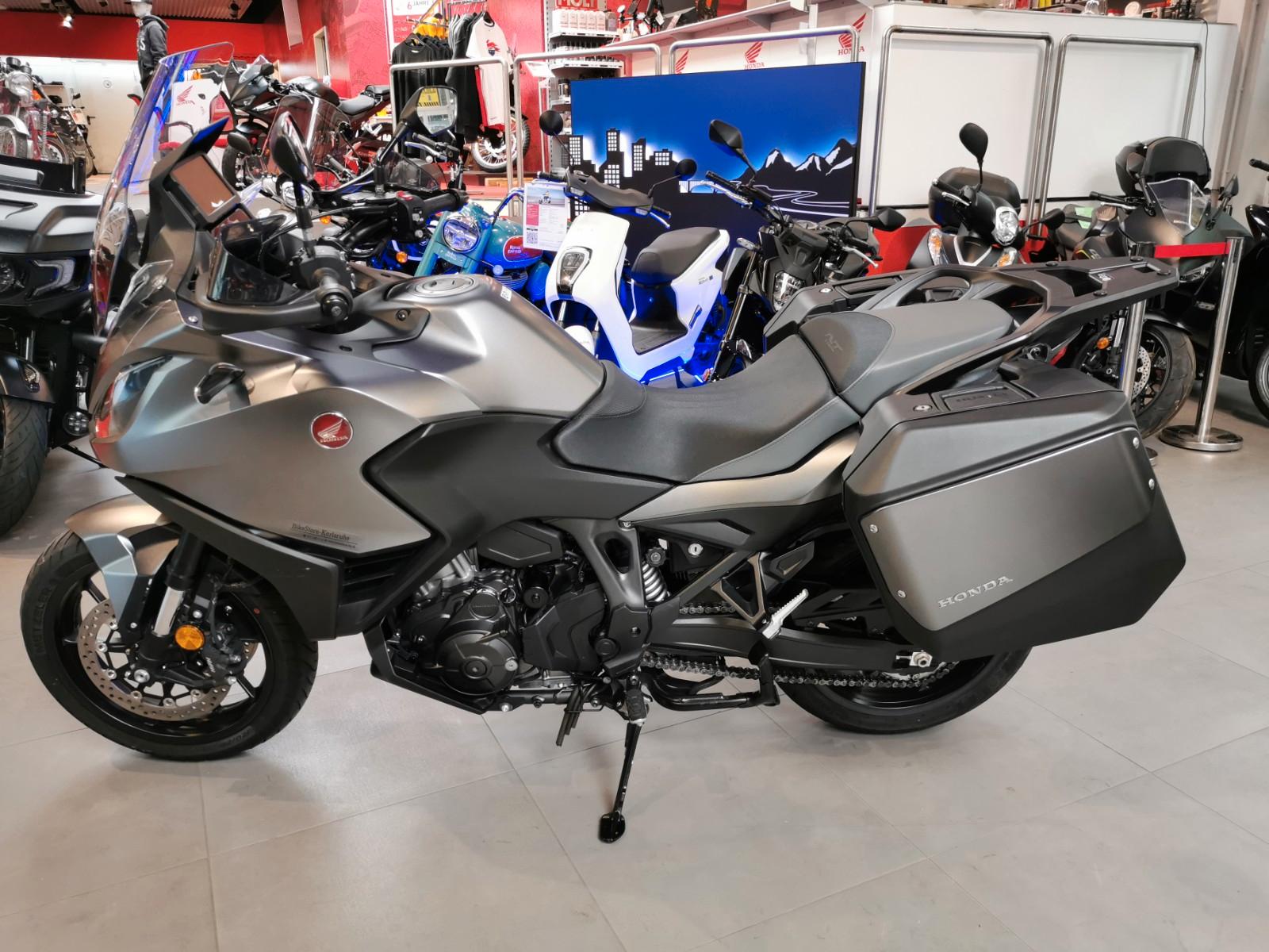 Honda NT1100 2024 DCT ABS