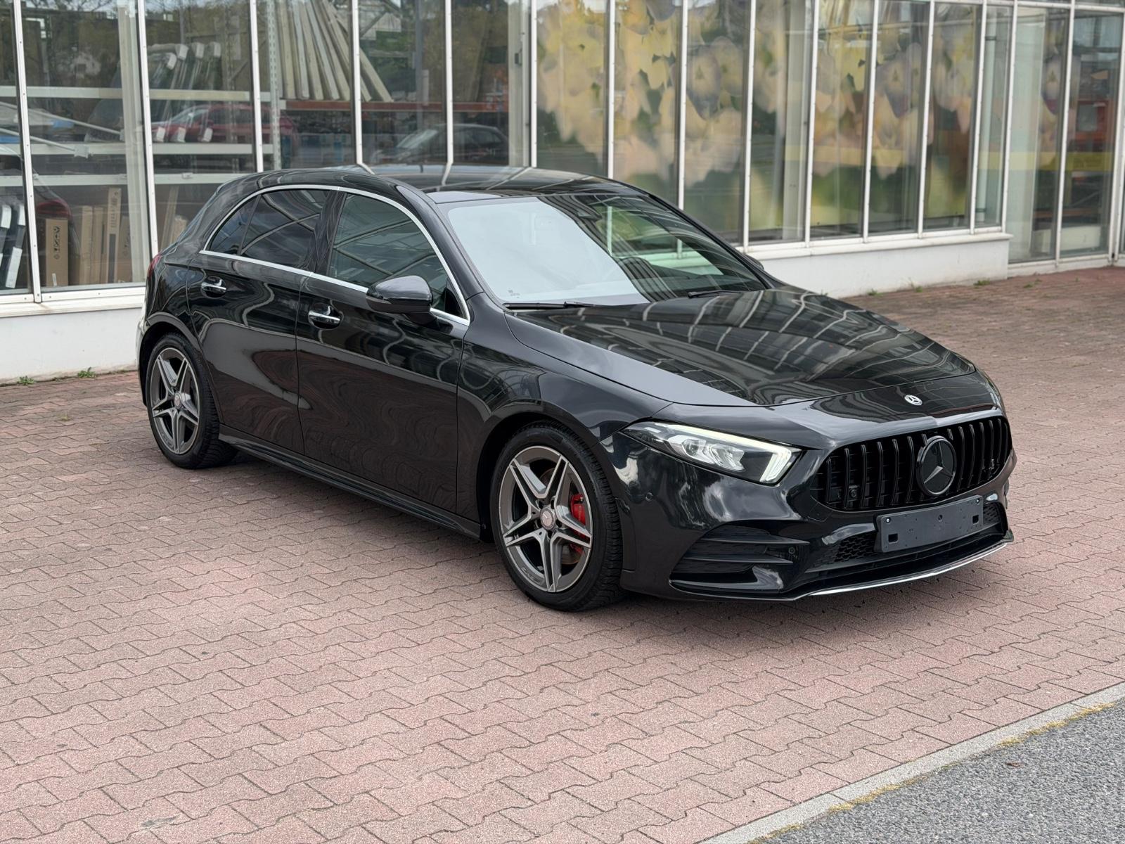 Mercedes-Benz A 200 AMG Line 4Matic 190ch - 1 ère main - Toit ouvrant - Carnet entretien - Virtual cokpit