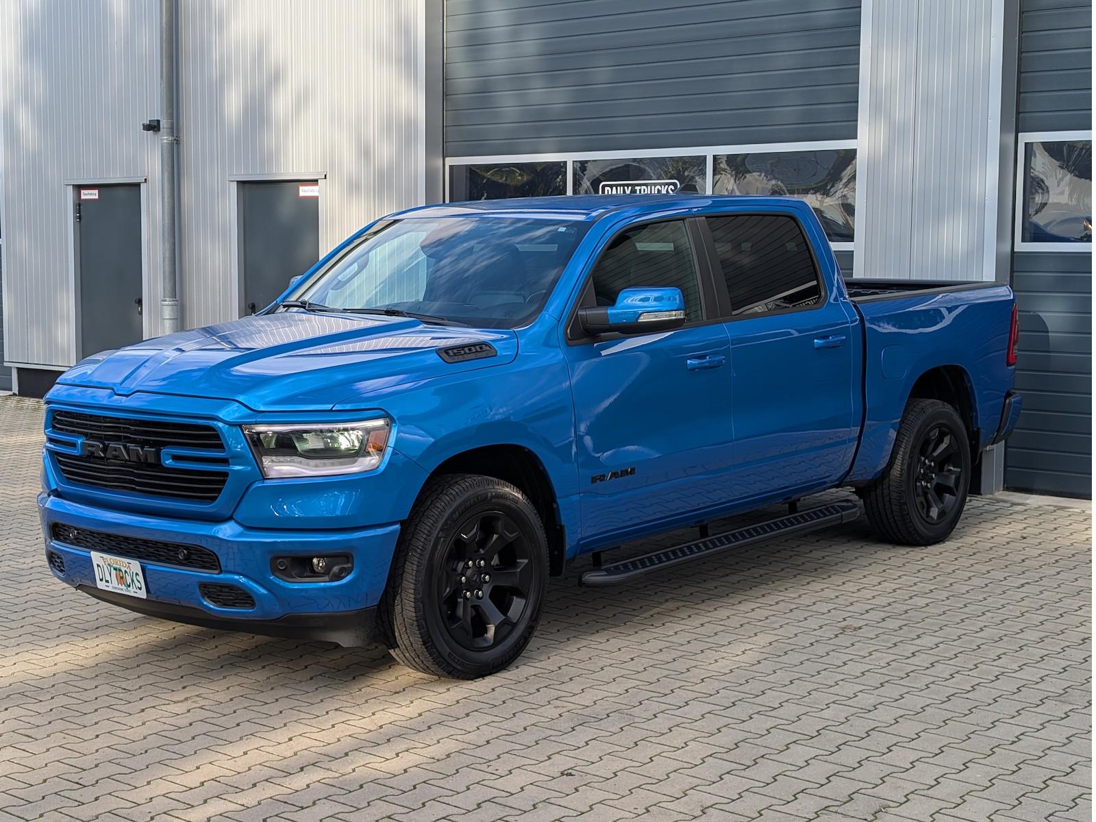 Dodge Ram 1500 5.7 4x4 Bighorn Night LED Kamera AHK, миниатюра 5