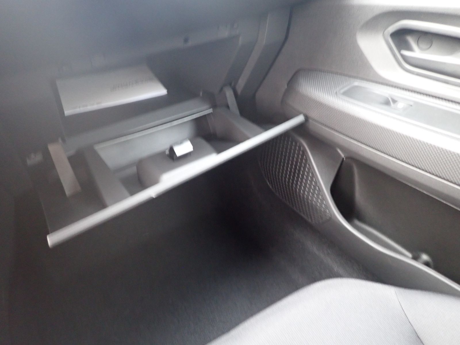 Fahrzeugabbildung Dacia Sandero Essential SCe 65