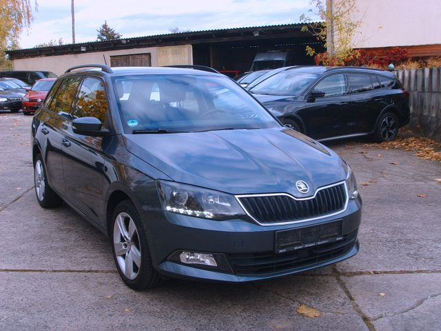 Skoda Fabia 1.2l TSI 66kW Ambiente 1. Hand scheckheft