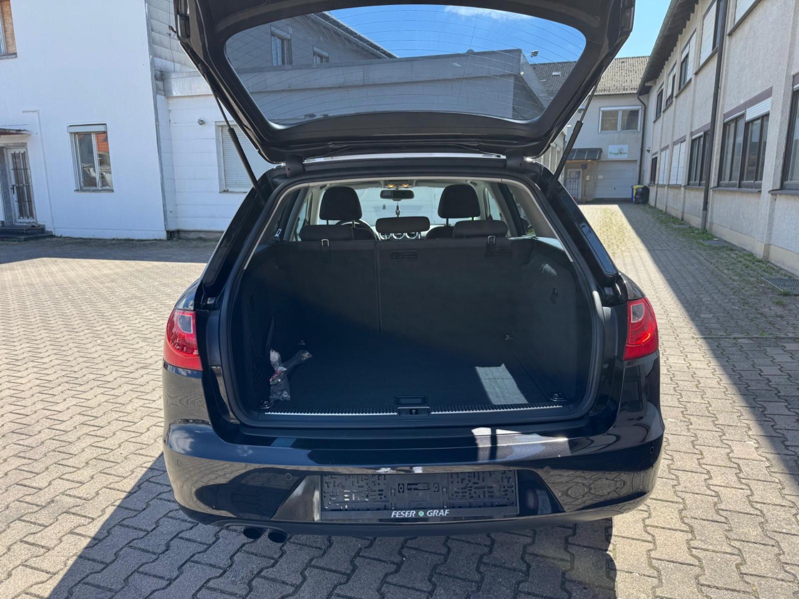 Seat Exeo 2010 — photo 10